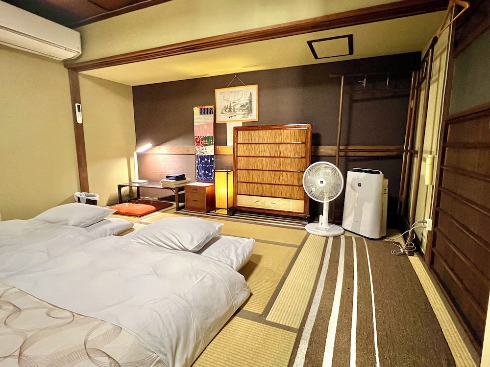 町屋ゲストハウスならまち 奈良