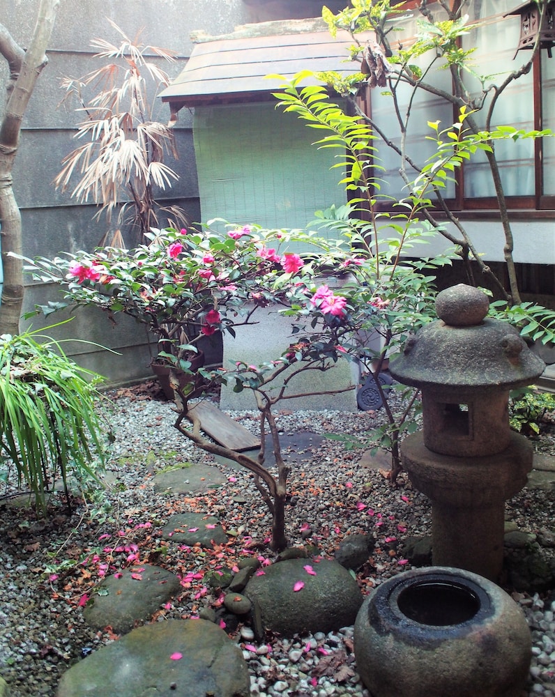 DEER GUESTHOUSE 奈良