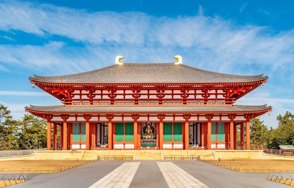 奈良県外国人観光客交流館 (奈良県猿沢イン) 奈良