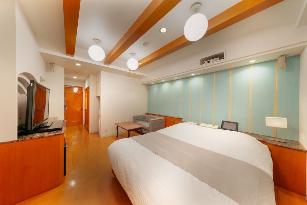 HOTEL LUNA 香芝店 アダルトオンリー 奈良