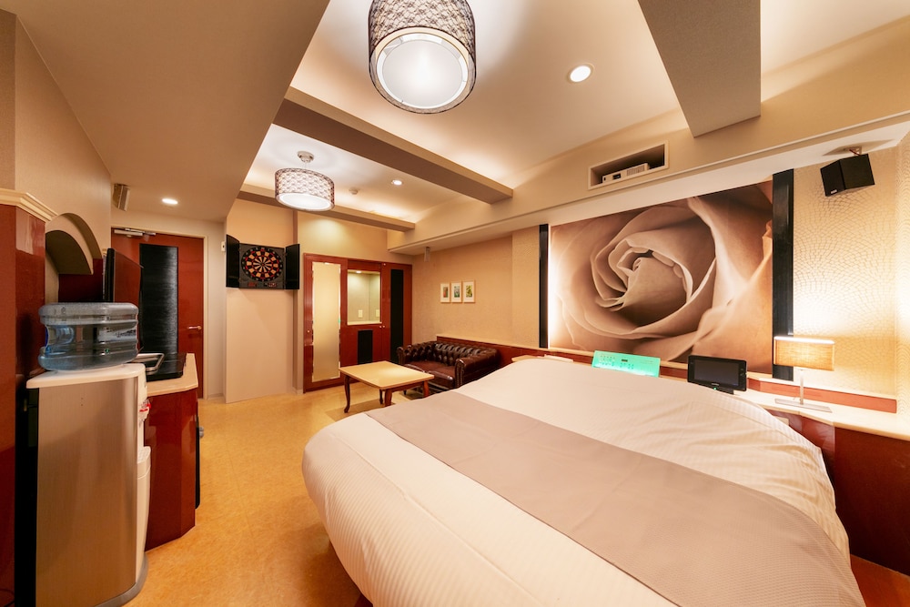 HOTEL LUNA 香芝店 アダルトオンリー 奈良