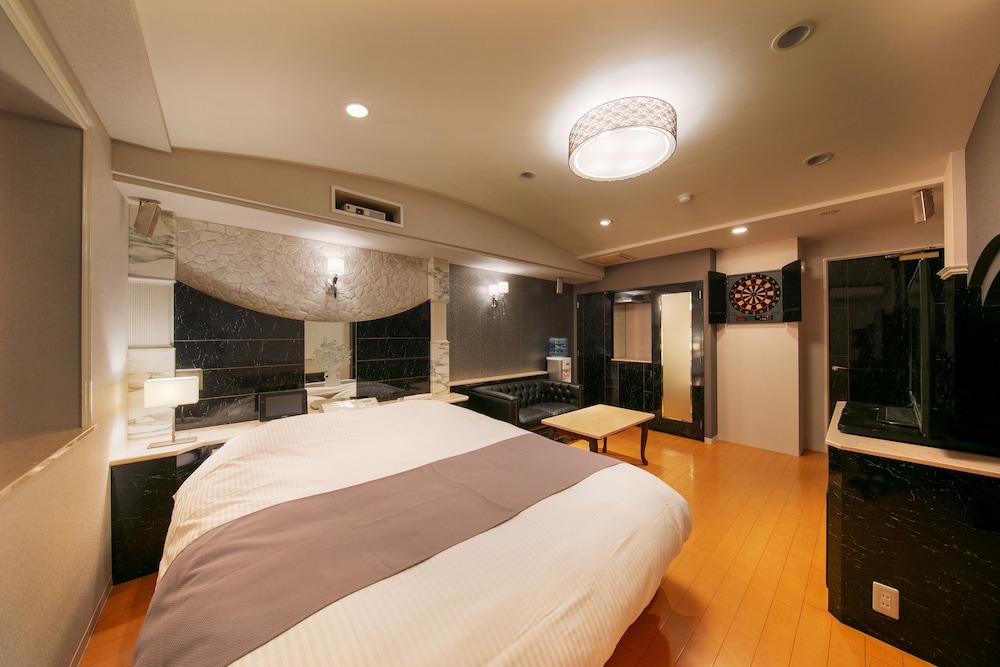 HOTEL LUNA 香芝店 アダルトオンリー 奈良