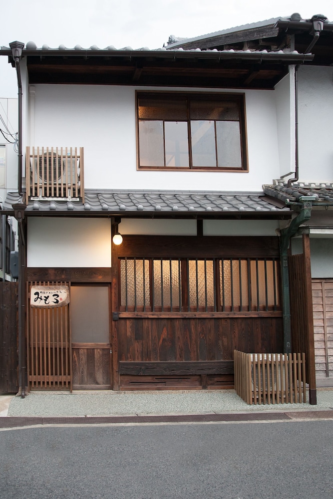 町家ゲストハウス みもろ 奈良