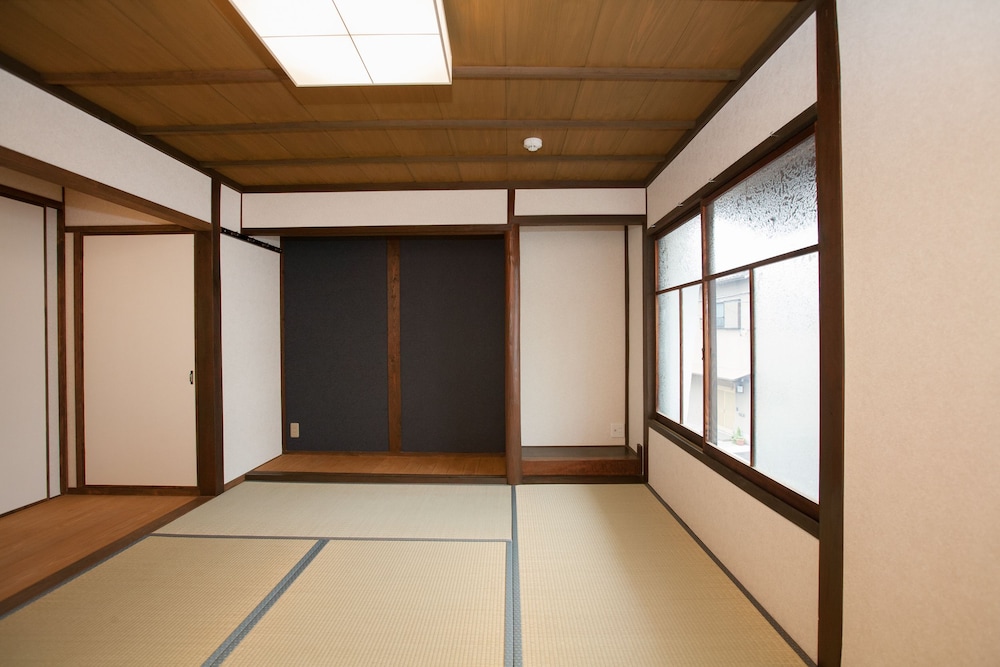 町家ゲストハウス みもろ 奈良
