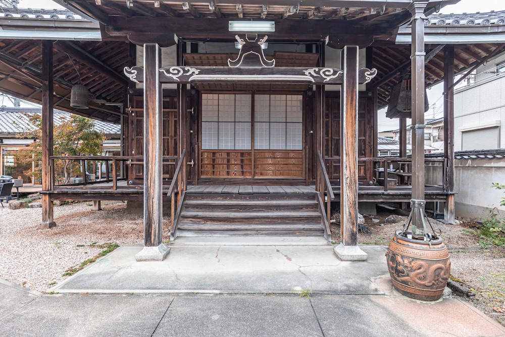 THE TEMPLE ‐寳珠寺‐ 奈良