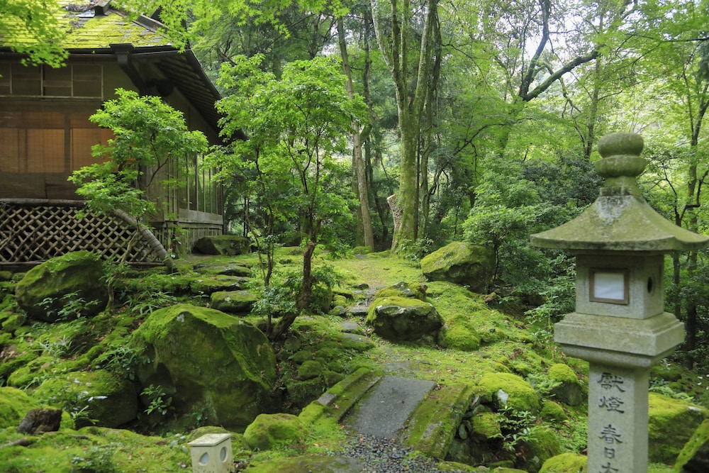 奈良・春日奥山 月日亭 奈良