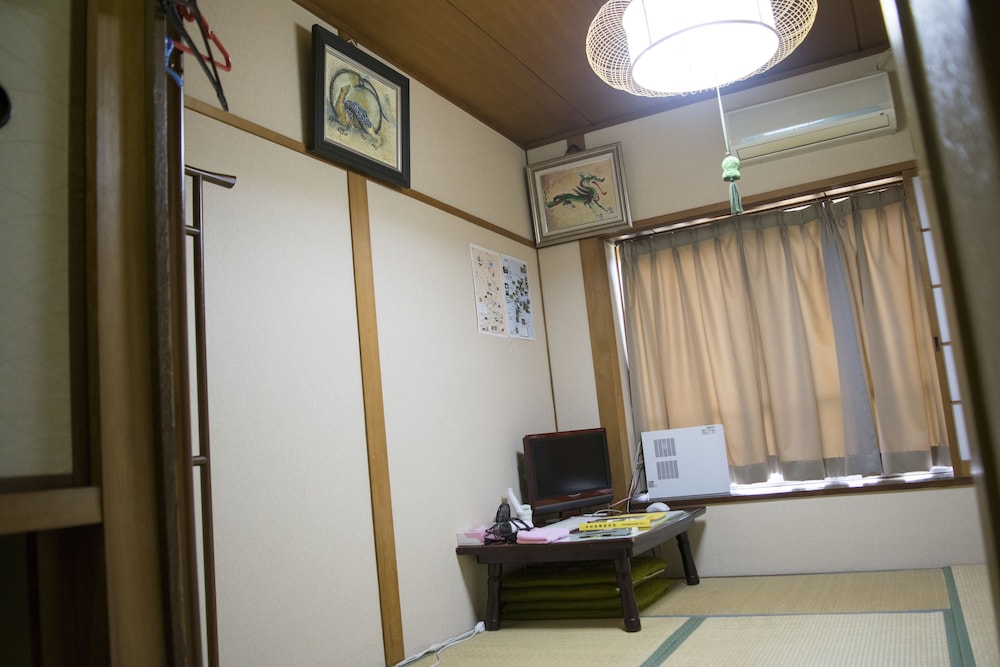 ビジネス旅館やまべ 奈良