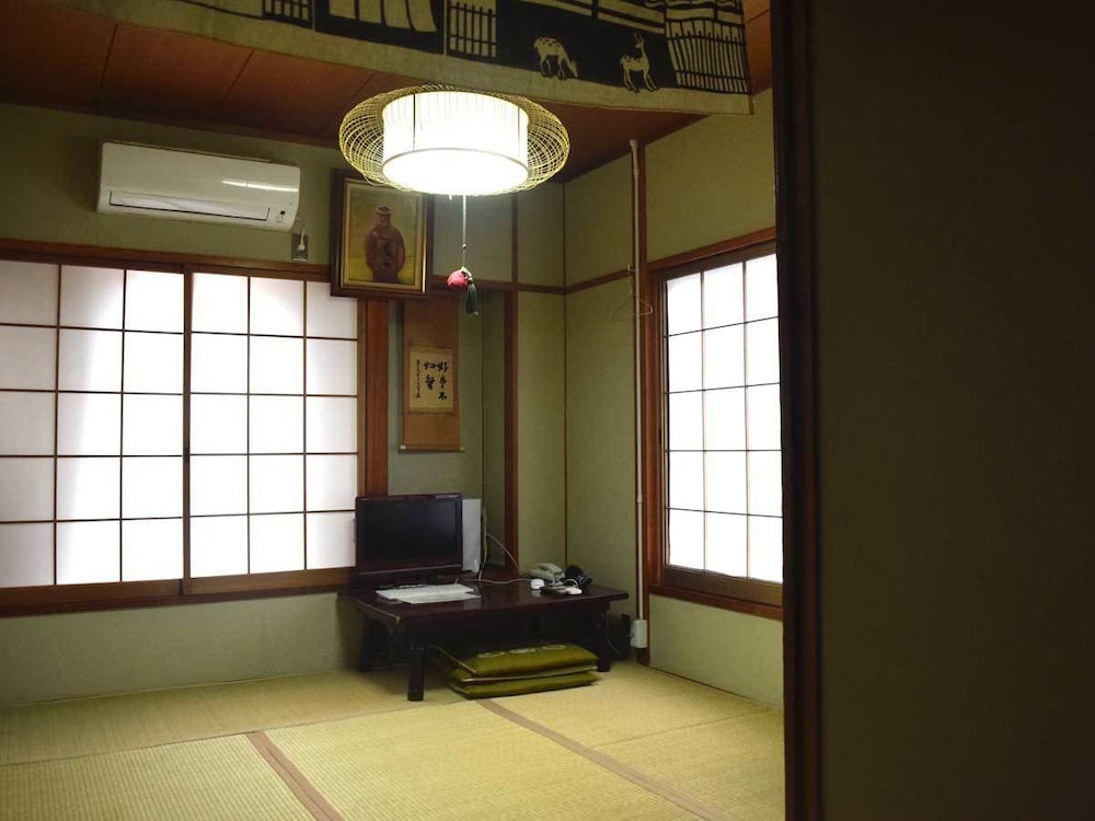 ビジネス旅館やまべ 奈良