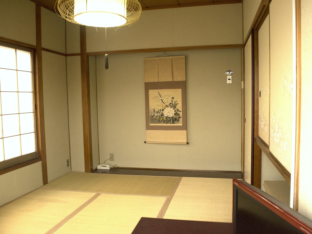 ビジネス旅館やまべ 奈良