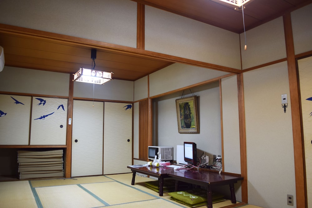 ビジネス旅館やまべ 奈良