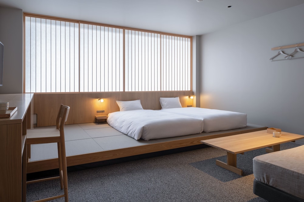 MIROKU NARA BY THE SHARE HOTELS 奈良