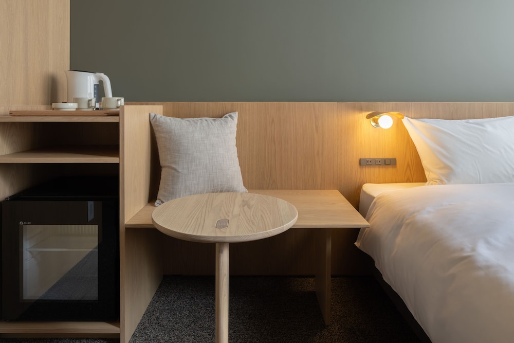 MIROKU NARA BY THE SHARE HOTELS 奈良