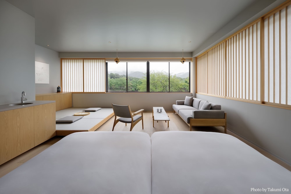 MIROKU NARA BY THE SHARE HOTELS 奈良