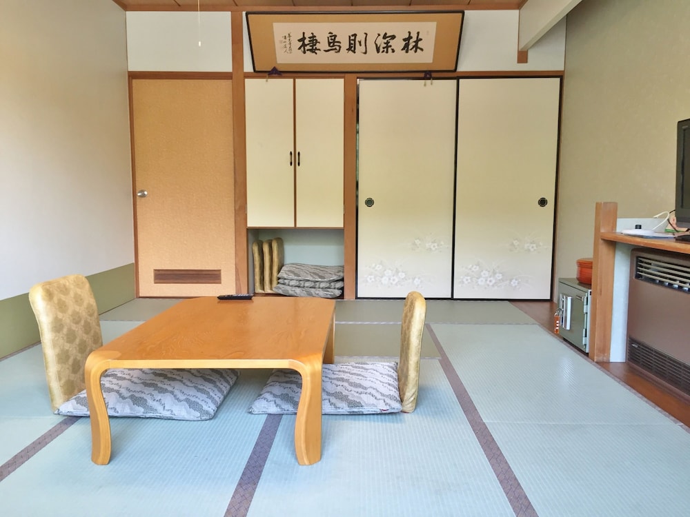 雄琴荘 滋賀
