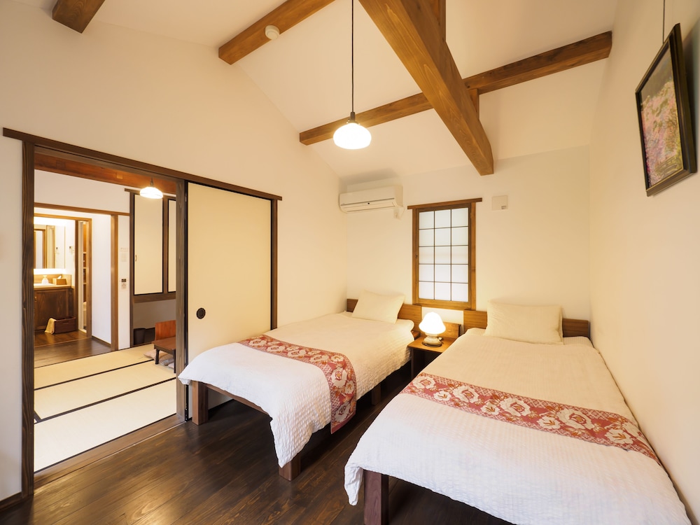 INASE OTSU MACHIYA BED & BREAKFAST 滋賀