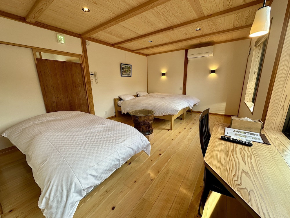 INASE OTSU MACHIYA BED & BREAKFAST 滋賀