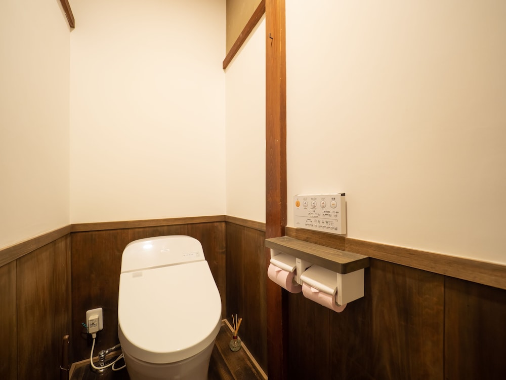 INASE OTSU MACHIYA BED & BREAKFAST 滋賀