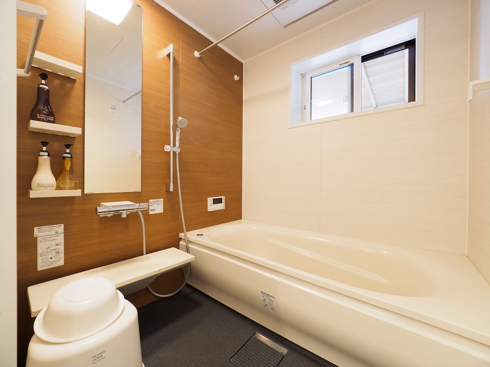 INASE OTSU MACHIYA BED & BREAKFAST 滋賀
