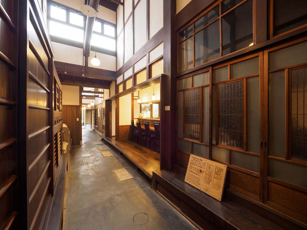 INASE OTSU MACHIYA BED & BREAKFAST 滋賀