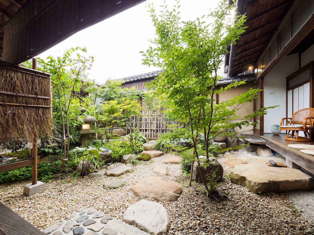 INASE OTSU MACHIYA BED & BREAKFAST 滋賀