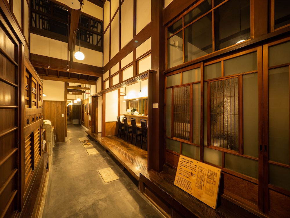INASE OTSU MACHIYA BED & BREAKFAST 滋賀