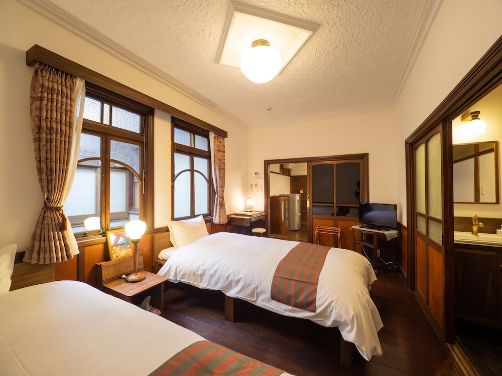 INASE OTSU MACHIYA BED & BREAKFAST 滋賀