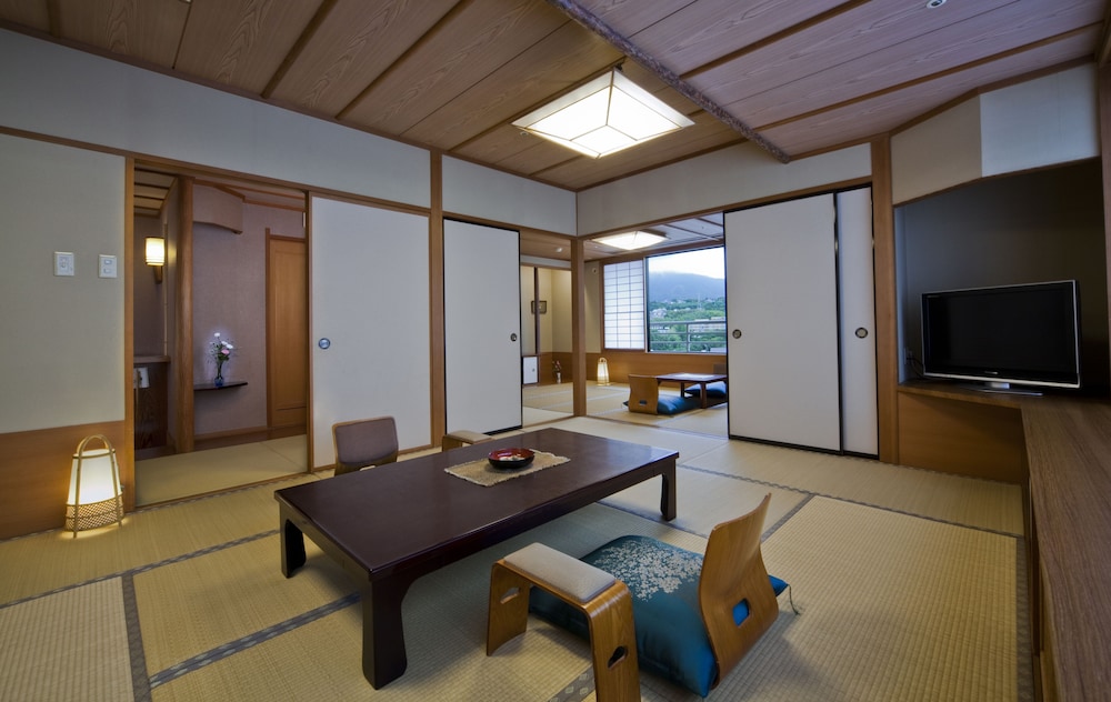 琵琶湖グランドホテル 滋賀