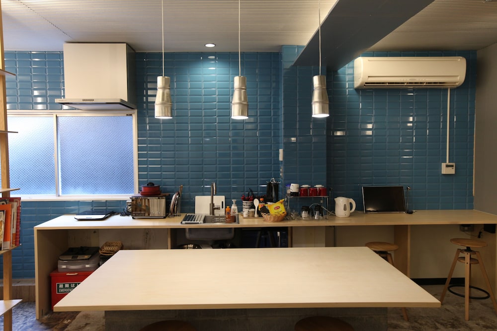 LITTLE BIRDS HOSTEL 近江八幡 滋賀