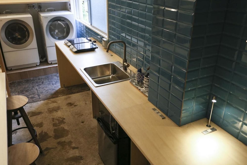 LITTLE BIRDS HOSTEL 近江八幡 滋賀