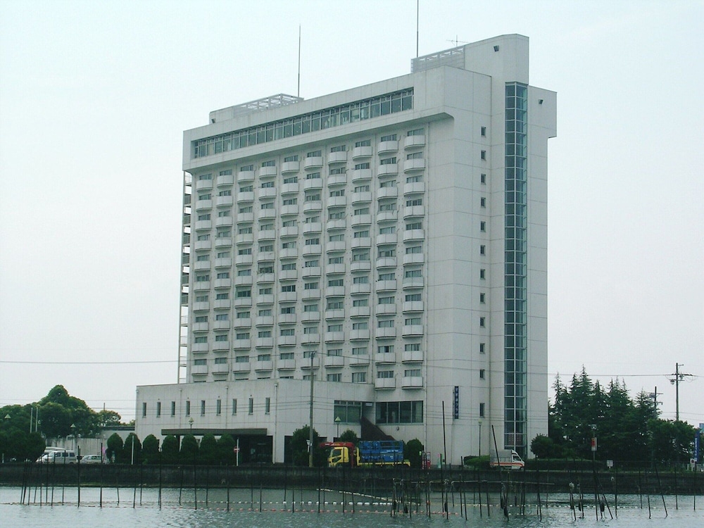 ホテル琵琶湖プラザ 滋賀