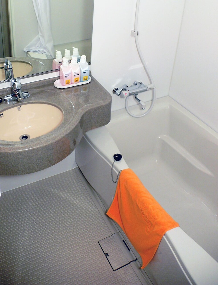 ファミリーロッジ旅籠屋・彦根店 滋賀