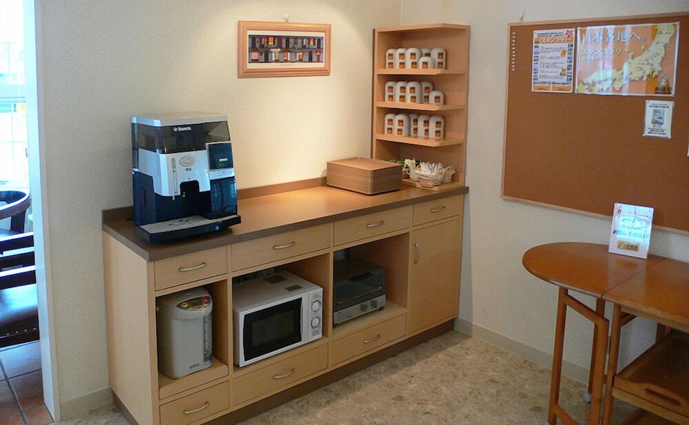 ファミリーロッジ旅籠屋・彦根店 滋賀