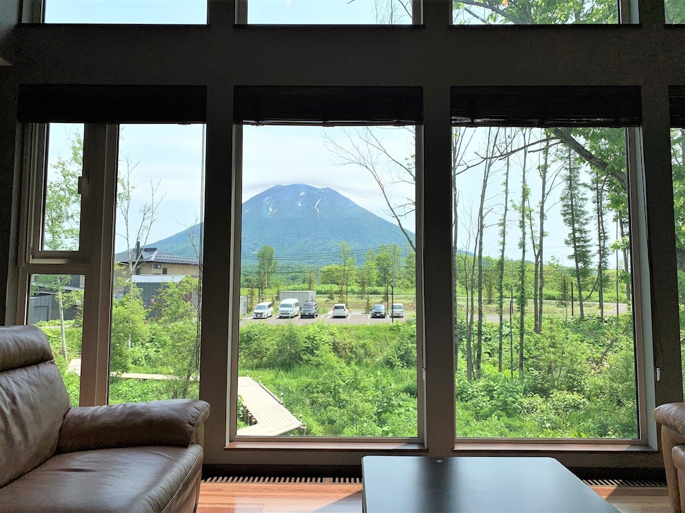 MIRU NISEKO ニセコ町
