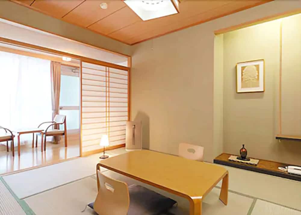 湯元ニセコプリンスホテルひらふ亭 ニセコ町