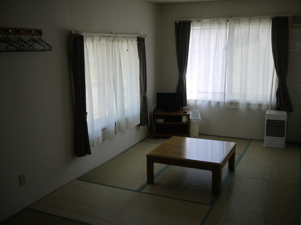 ニセコ ペンション アリス ニセコ町