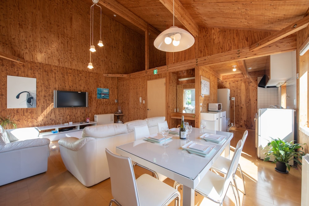 HOLIDAY NISEKO ミドリ ニセコ町