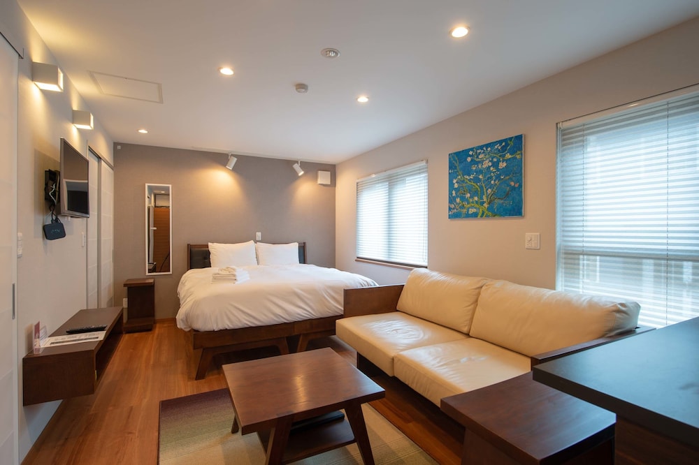 HOLIDAY NISEKO フローニセコ ニセコ町