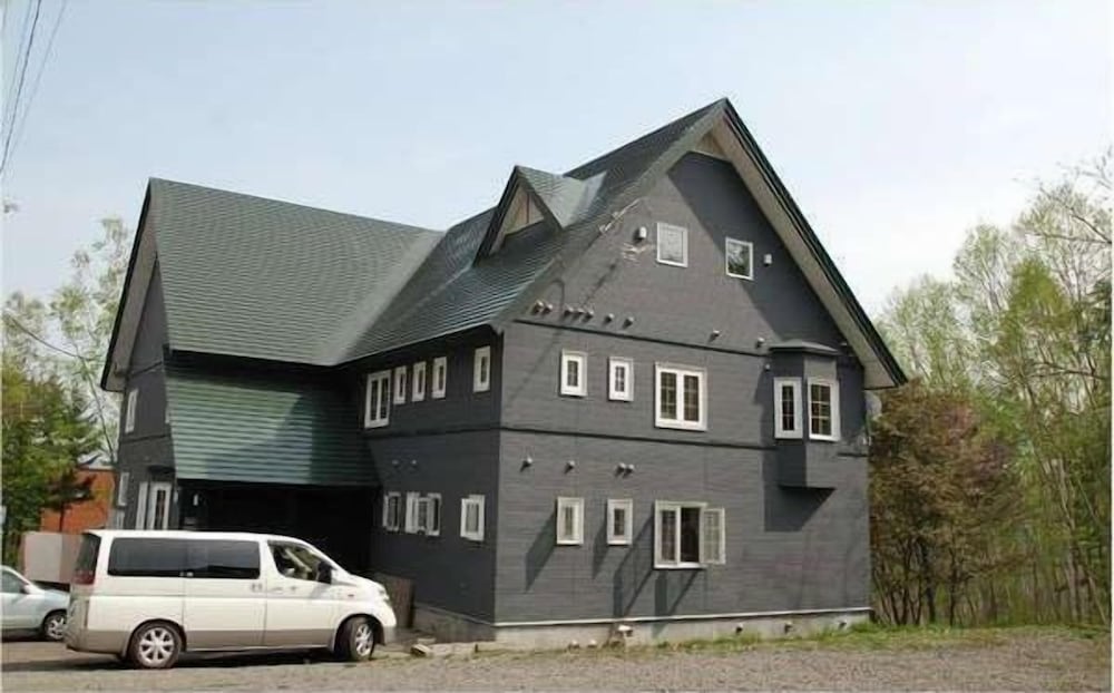 HOLIDAY NISEKO スノーバード ニセコ町
