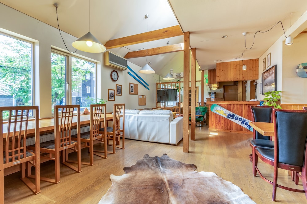 MOOREA LODGE ニセコ町
