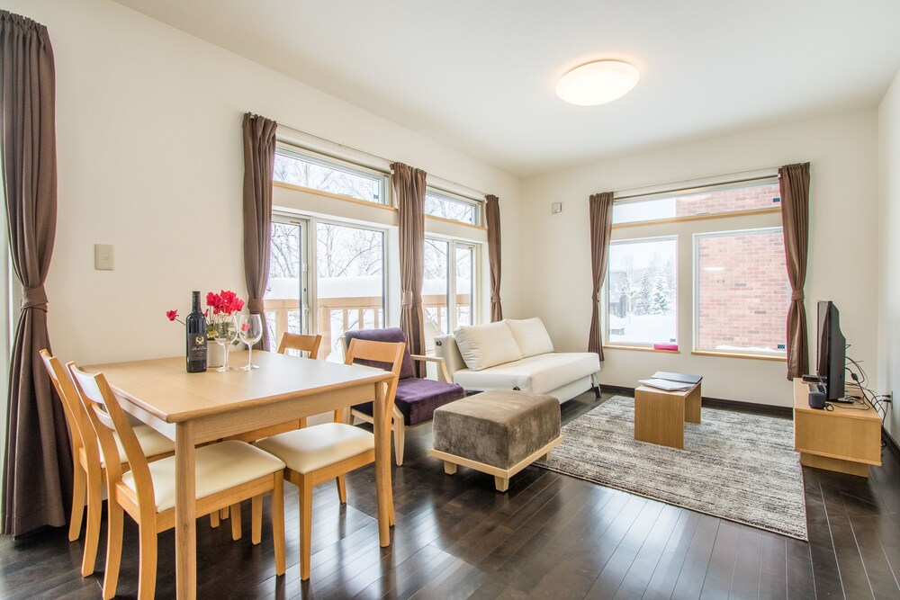 LODGE MORI APARTMENTS ニセコ町
