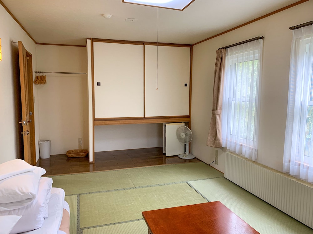 THE NISEKO SKI LODGE - HIGASHIYAMA ニセコ町