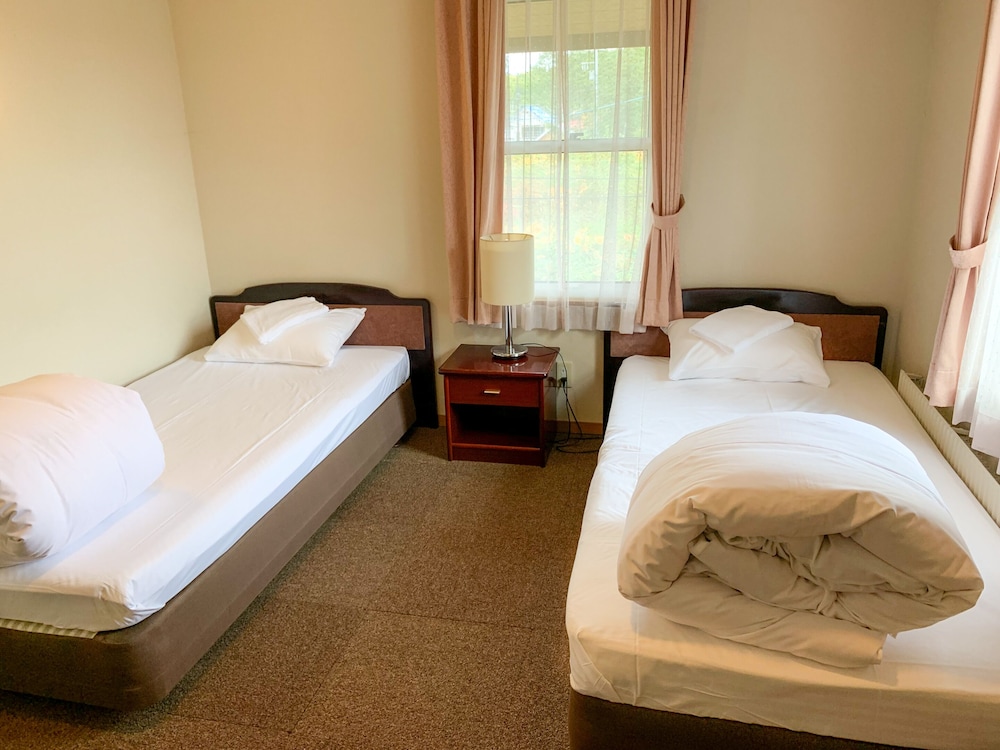 THE NISEKO SKI LODGE - HIGASHIYAMA ニセコ町