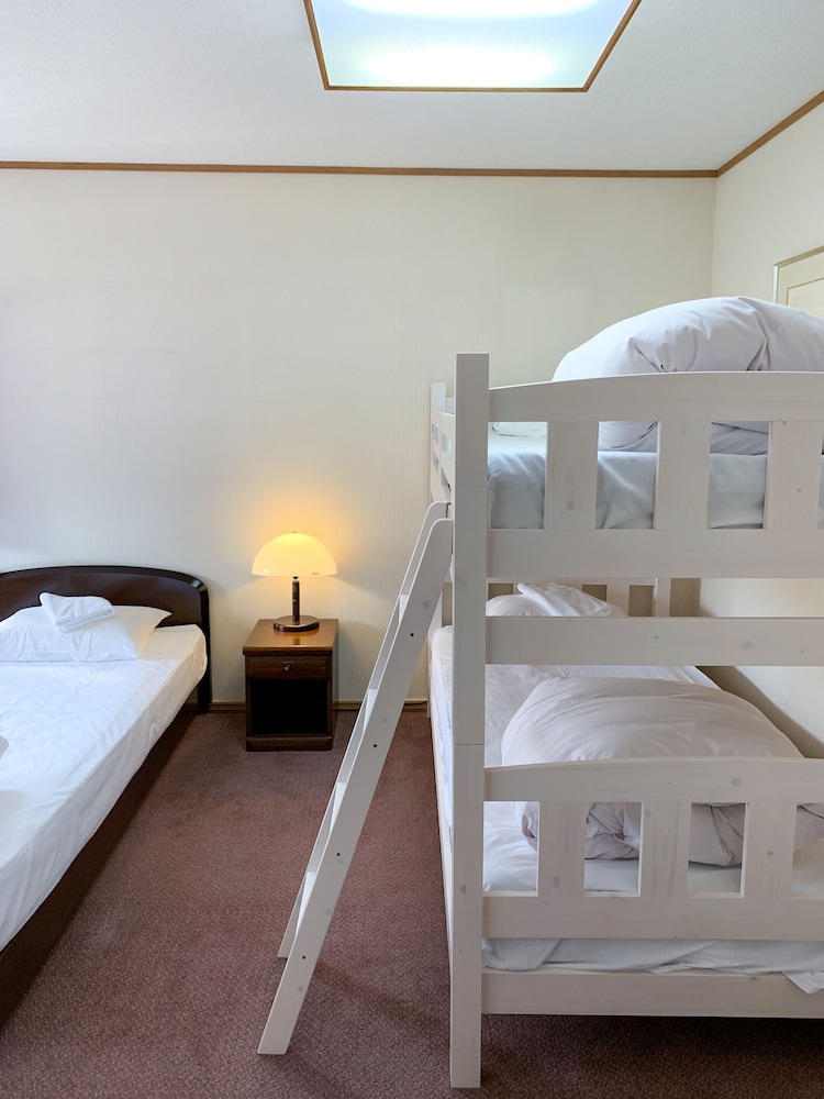 THE NISEKO SKI LODGE - HIGASHIYAMA ニセコ町