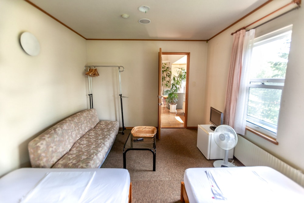 THE NISEKO SKI LODGE - HIGASHIYAMA ニセコ町