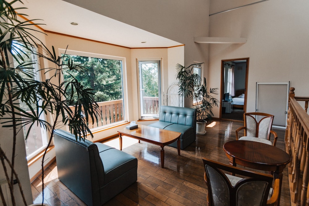 THE NISEKO SKI LODGE - HIGASHIYAMA ニセコ町