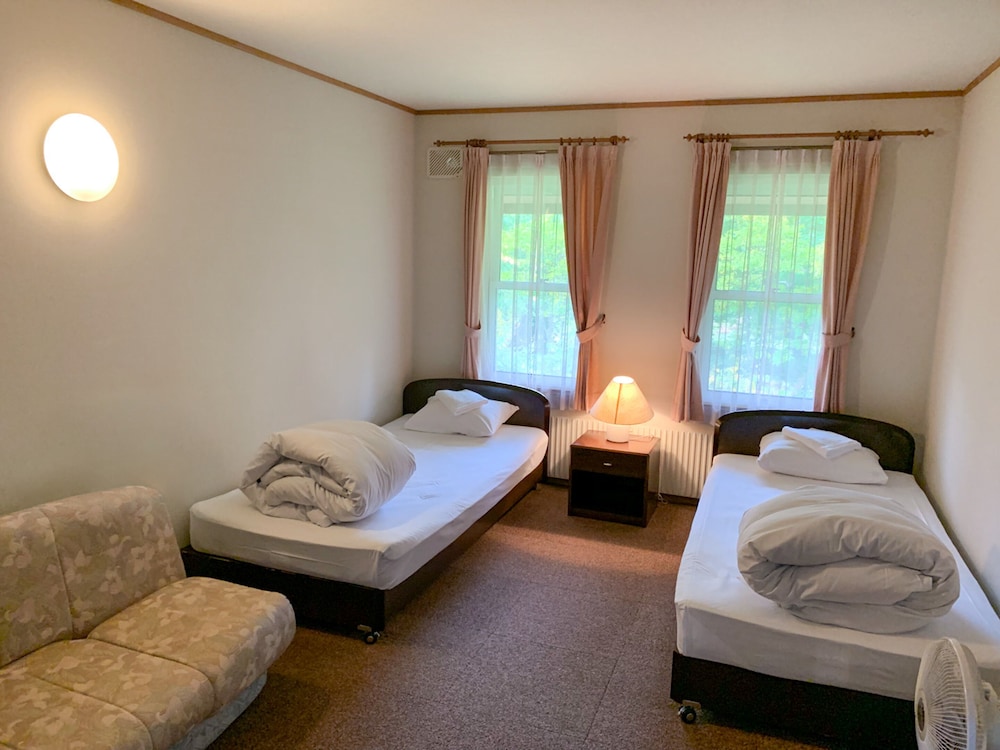 THE NISEKO SKI LODGE - HIGASHIYAMA ニセコ町